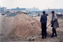 警方过筛23.7斤血沙找到25年前嫌犯 25年不懈追踪