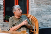 郑晓龙揭秘《冬去春来》故事缘起 青春群像书写奋斗篇章