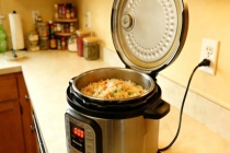 电饭煲“保温”为什么不能超4小时 细菌与致癌风险增加