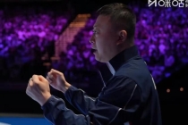 孙颖莎拥抱安慰高达 10-8赛点的逆转之战