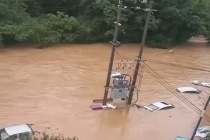 赣州遭遇强降雨有低洼小区被淹 多部门全力防汛救灾