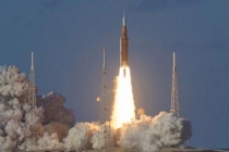 美国载人绕月首日任务修厕所 太空马桶故障抢修