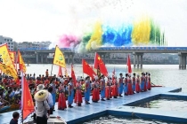 麻阳传统龙舟邀请赛首日见闻 龙舟竞渡燃爆锦江