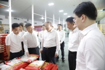刘焕鑫赴湖北调研夏粮收购工作