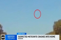疑似陨石砸穿美一民宅屋顶 流星解体引发轰鸣