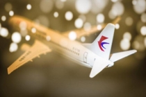 东航回应一航班客舱冒烟 手机受压起火引发