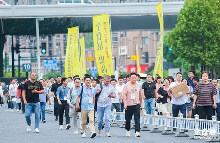 金秋上海首迎食品特大展，第21届全食展昨日盛大开幕！