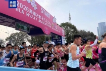 他的马拉松最好成绩11年没刷新 新锐刷新个人纪录