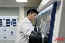 男子4年每天学16小时上岸双一流硕士 持之以恒终圆梦