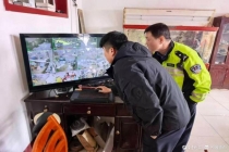 三轮车撞人后逃离 交警追踪抓获 连夜侦查锁定真凶