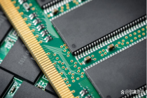 “电子黄金”的泡沫是怎么破的 内存条价格雪崩