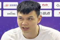 许钟豪炮轰队内外援：来中国不要嚣张 批评缺乏职业态度