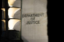 美国男子回应撞脸爱泼斯坦 司法部调查再引风波