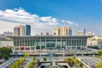 双假叠加迎出行高峰，铁路镇江站增开列车护航春假清明出行