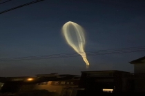 火箭发射像极了“太空水母” 梦幻一幕引赞叹