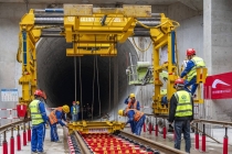 进度条再刷新：市（域）郊铁路成德线启动铺轨与机电安装