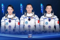 神二十三乘组简历公布 三名航天员亮相酒泉