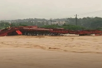 广东一在建桥梁因暴雨垮塌？当地回应 无人员伤亡水流冲击所致