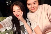 杨天真晒与虞书欣自拍照 简简单单的居家穿搭也很chic了