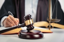 女子被养父母起诉 索要400余万 亲情与法律的较量