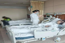 捅伤闺蜜后自杀身亡女生患抑郁 悲剧背后的心理阴影