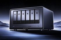 绿联推出 NAS 新品 DXP 6800/8800 Ultra：双万兆双雷电 4，PCIe 扩展