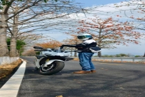 张雪机车订单排到六月底 国产机车夺冠引发热潮