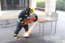 切割作业火星飞溅真的会“秒燃” 违规操作隐患大