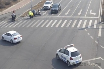 外卖骑手突发急病 民警帮忙送餐 交警暖心救助