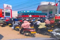 老挝多家电动车卖到断货 现严重缺货 燃油短缺引发购买热潮