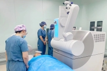 智启光明新“视”代！山东省公立医院第一批全飞秒SMILE pro手术成功完成！