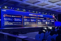 大厂出手，AI大模型加速金融落地