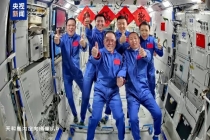 第8张太空全家福 中国航天人的浪漫奔赴
