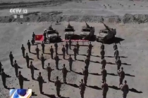 官兵们在康西瓦烈士陵园祭奠英烈 缅怀先烈传承精神