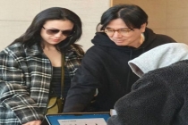 网友通过倪妮悄悄话分析出汤唯怀孕了 捂嘴说悄悄话暴露真相