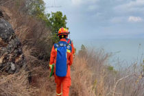 男子擅入洞穴探险被困15米深洞底 盲目跟风探险警示