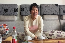 地铁吐血女孩已收到40余万捐款 爱心汇聚希望