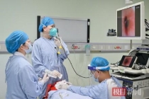 男孩反复肺炎 医生在支气管找到笔帽 文具成异物杀手