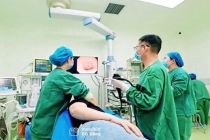 女子不慎吞下枣核腹痛难忍 医生：这个坏习惯很多人都有
