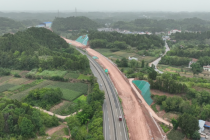 中铁二局承建成渝高速扩容工程ZCB3-4标段实现全线首段路基交验