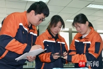 仅2本书重灵活又智能，大学生研发出高精度大气监测系统，破解“进口依赖”实现“技术突围”