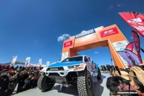 2026环塔拉力赛开赛 国际车队齐聚新疆