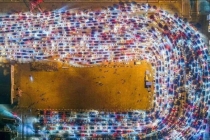 清明提前出发的大聪明全堵高速上了 预判失效的集体博弈